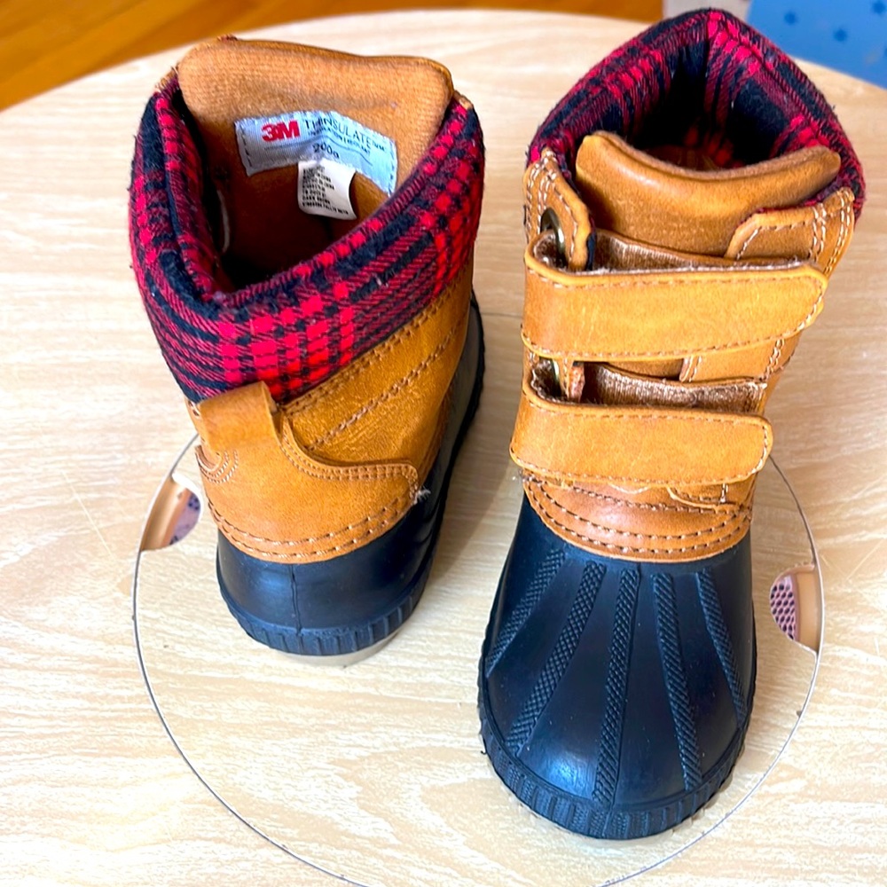 GAP Toddler snow duck boots